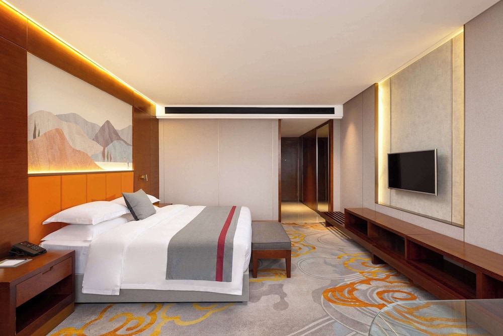 Business Room, 1 King Bed, Non Smoking