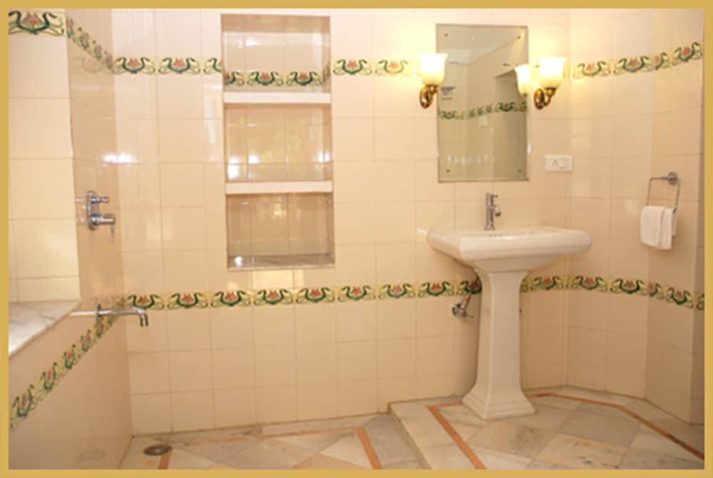 Deluxe Room (Garden View) - Photo 3