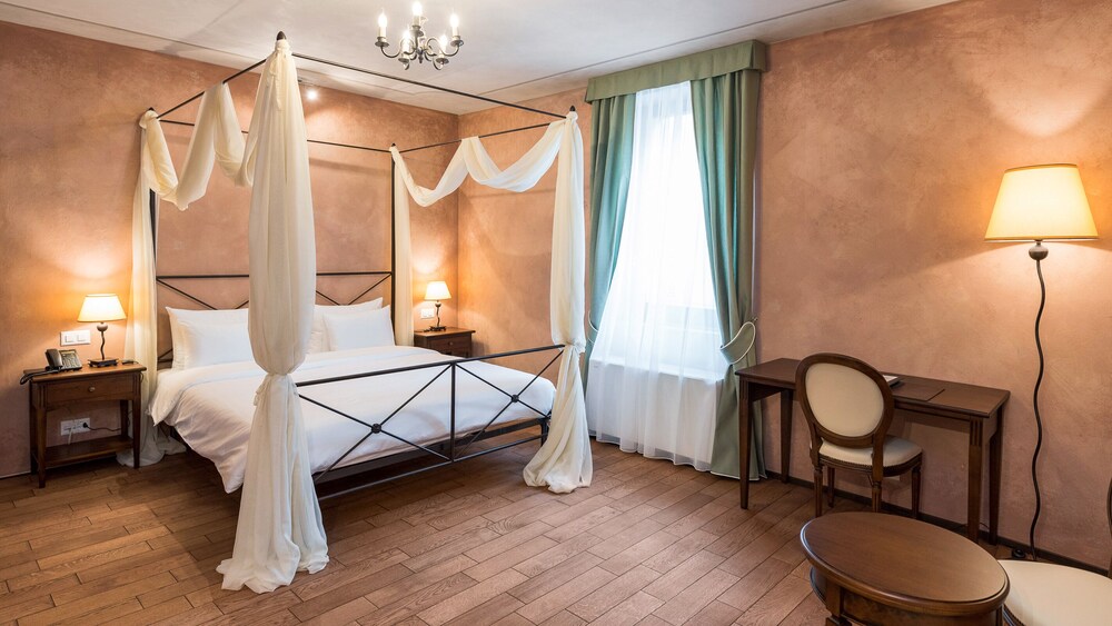 Double Room (Unique) photo 2