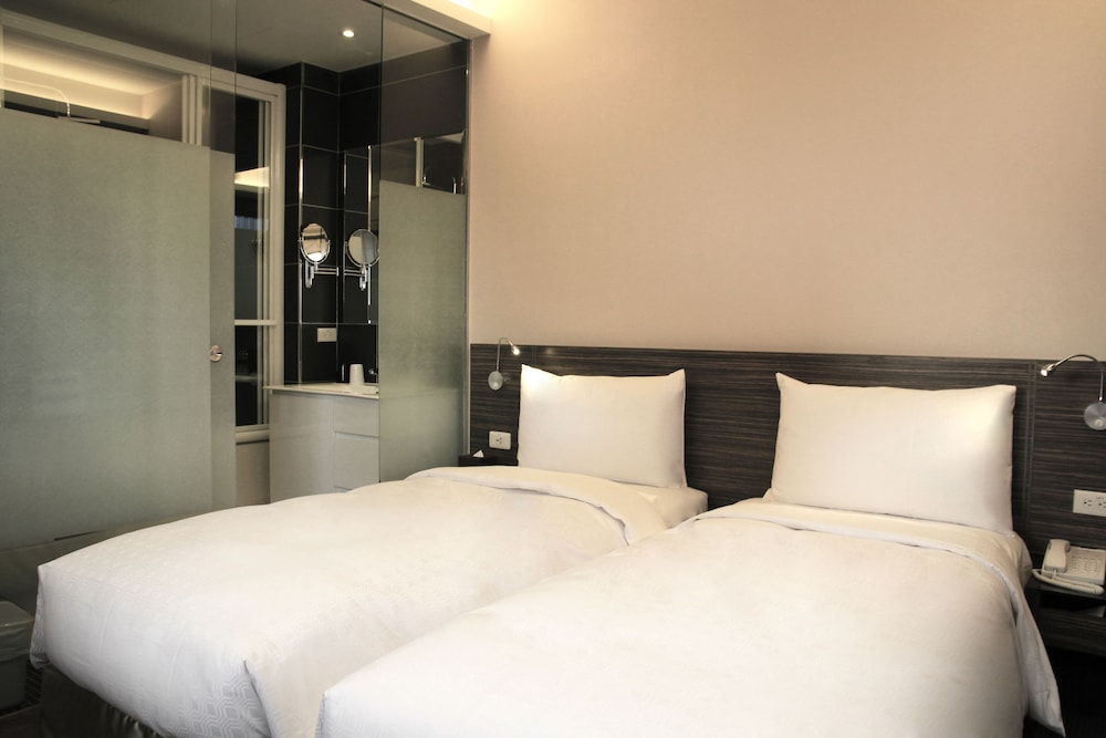 Double or Twin Room photo 2