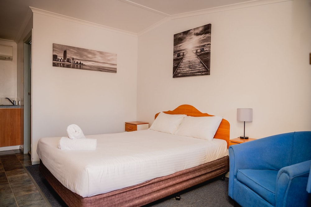 Standard Room photo 1