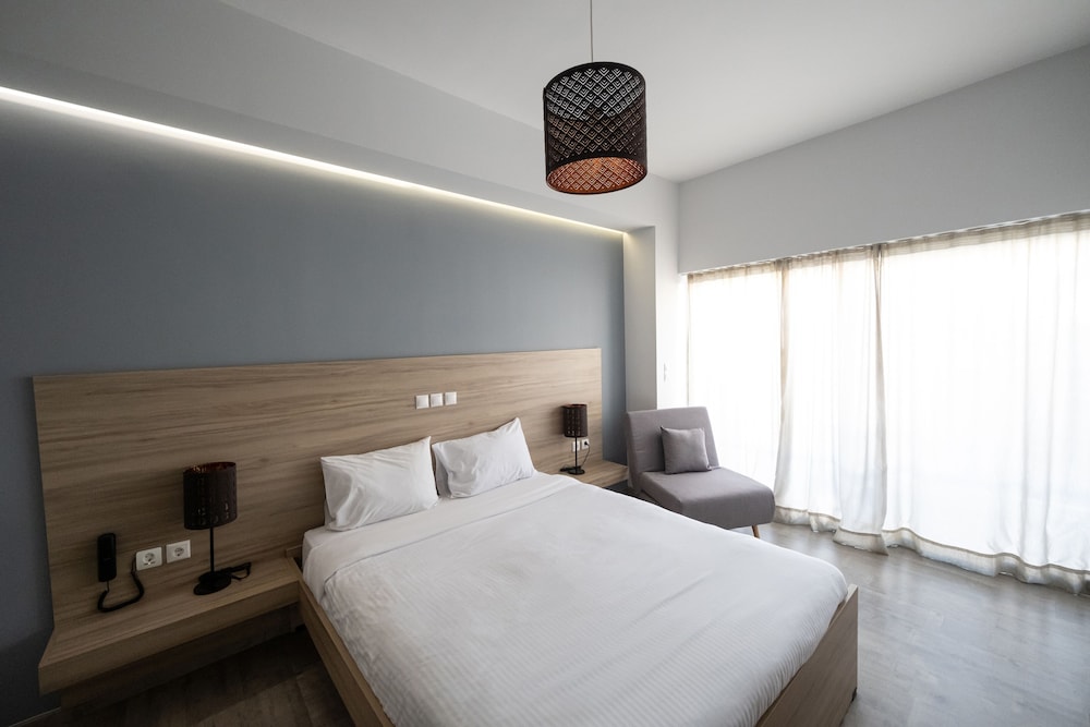 Deluxe Double Room - Photo 12