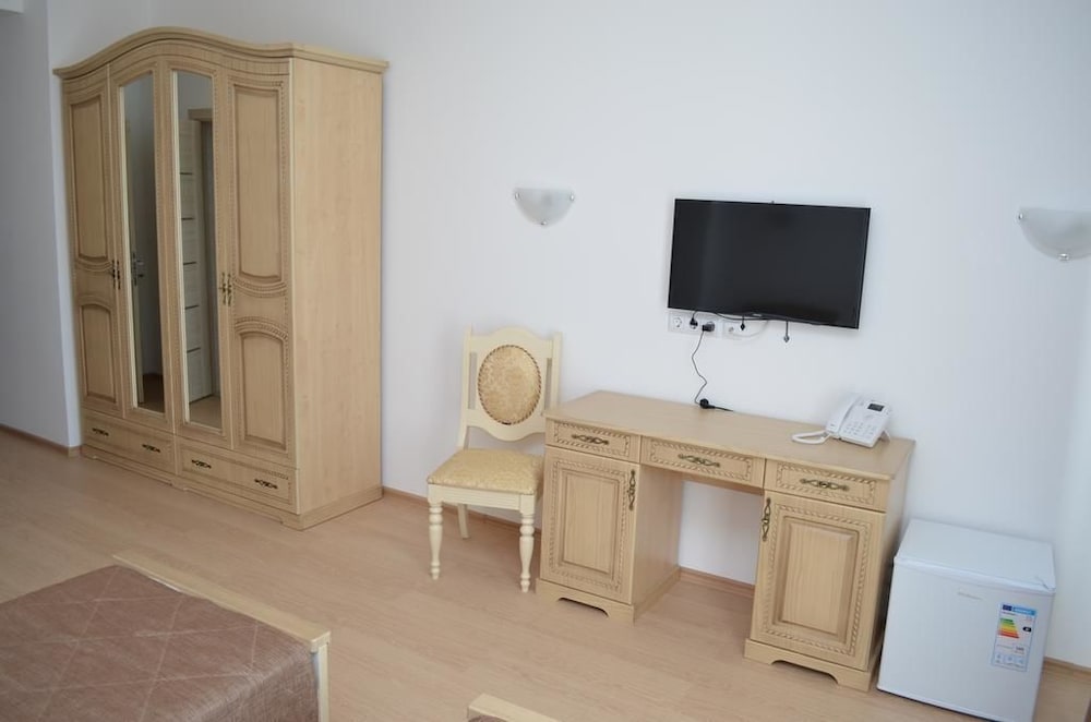 Standard Twin Room, 2 Twin Beds, Non Smoking photo 3