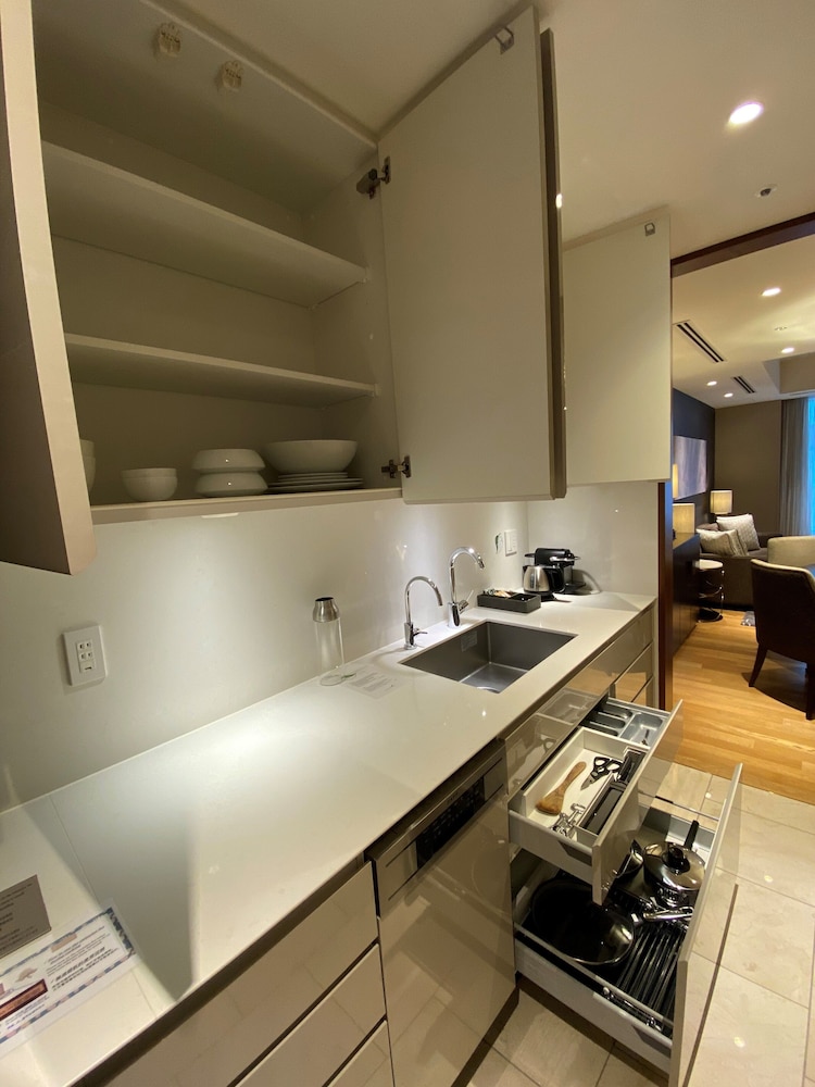 One-Bedroom Executive - Photo 10