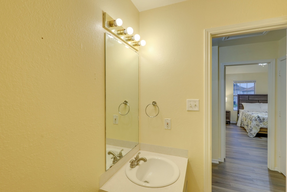 Apartment (2 Bedrooms) photo 2