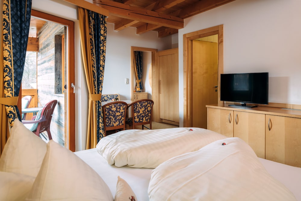 Suite (Burg II.)