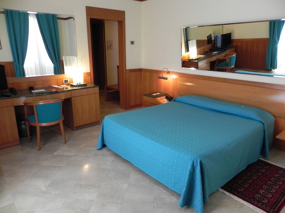 Double Room Single Use