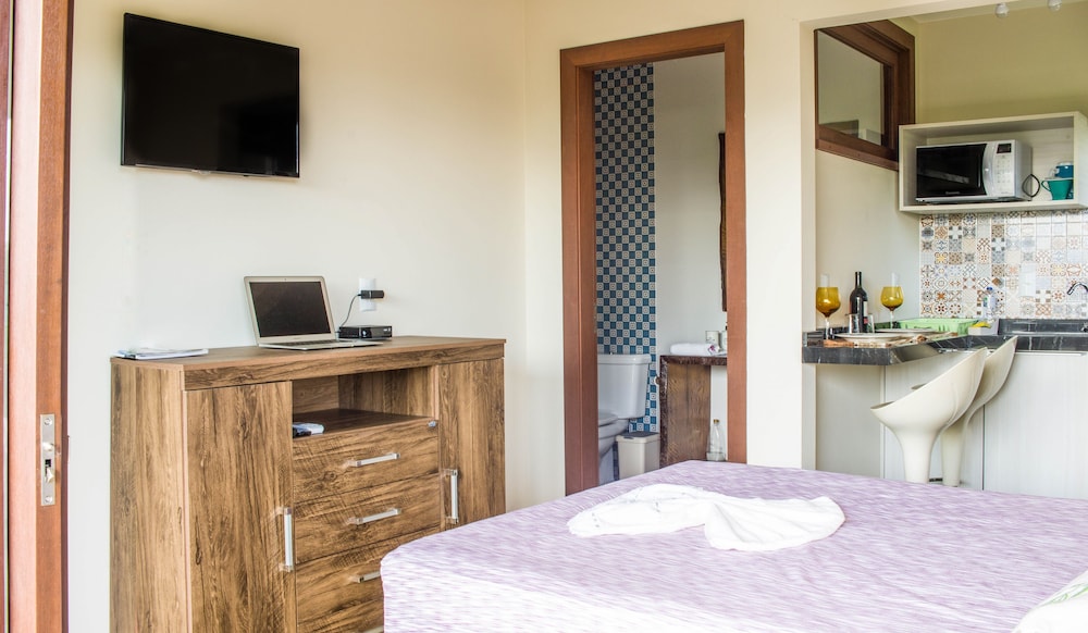 Suite, 1 Bedroom, Lake View photo 3