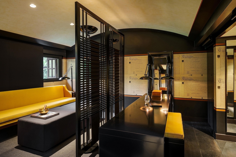 Club Suite, 1 Bedroom photo 2