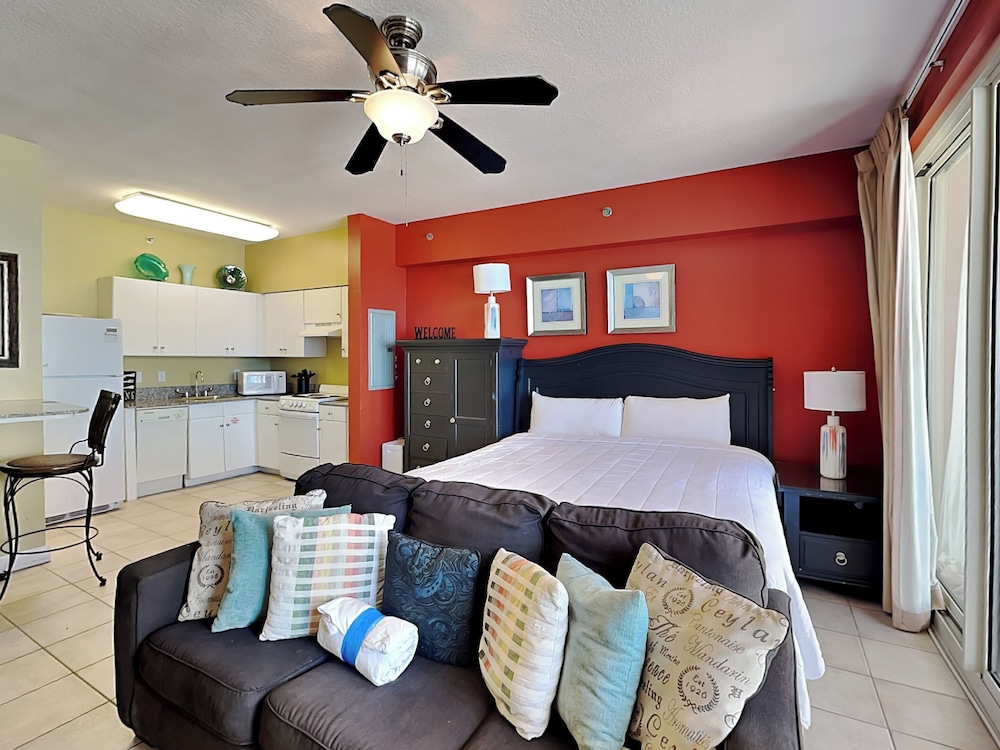 Condo, Multiple Beds, Balcony, Beach View (#1406 - No Pets)