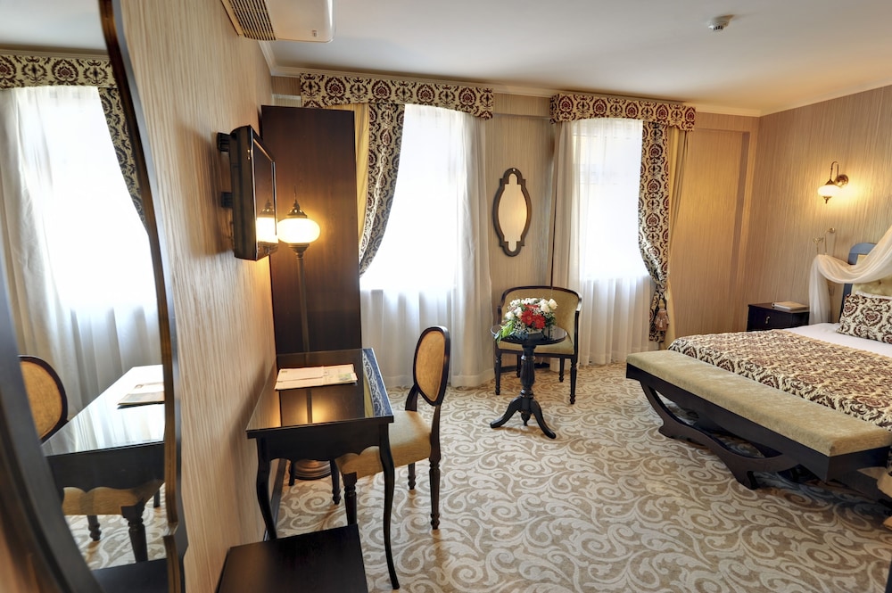 Standard Room, 1 Double or 2 Twin Beds photo 3