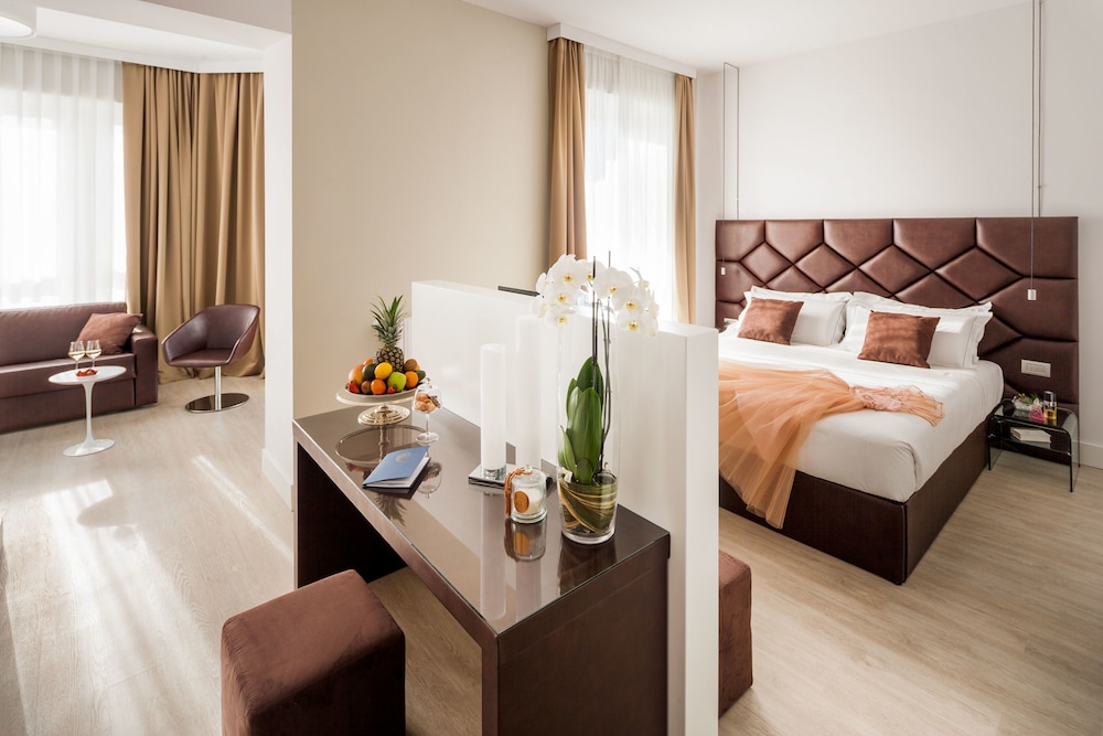 Junior Suite - Photo 3