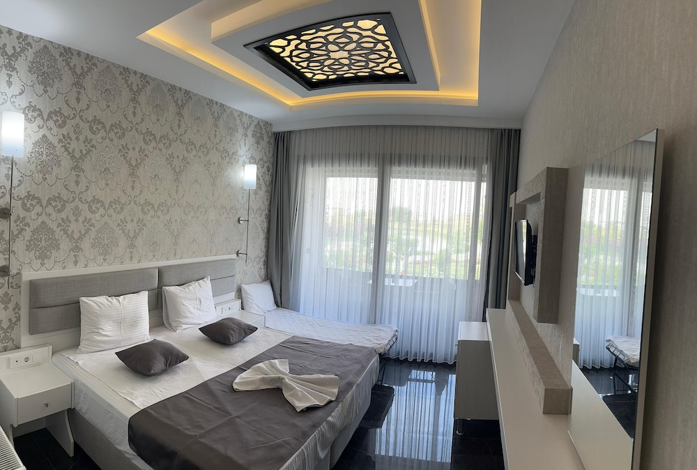 Family Double Room With Pamukkale View