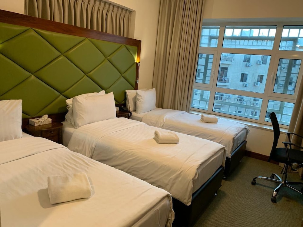 Deluxe Triple Room - Photo 2