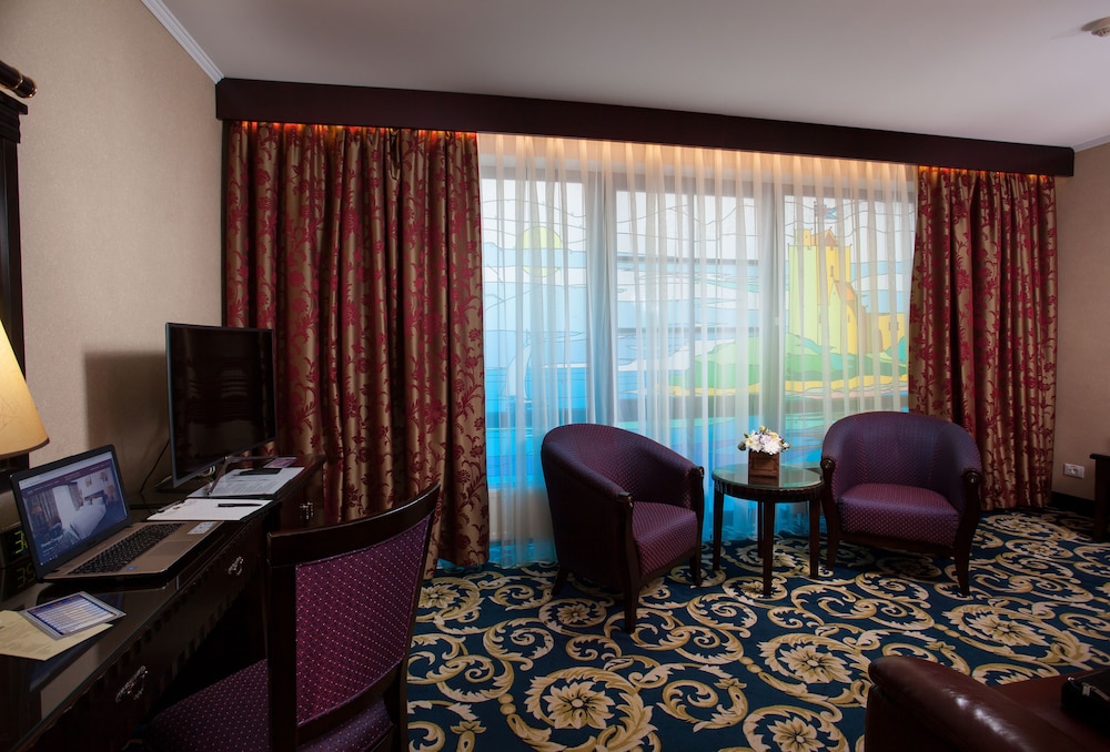 Superior Room, Non Smoking, Courtyard View photo 1