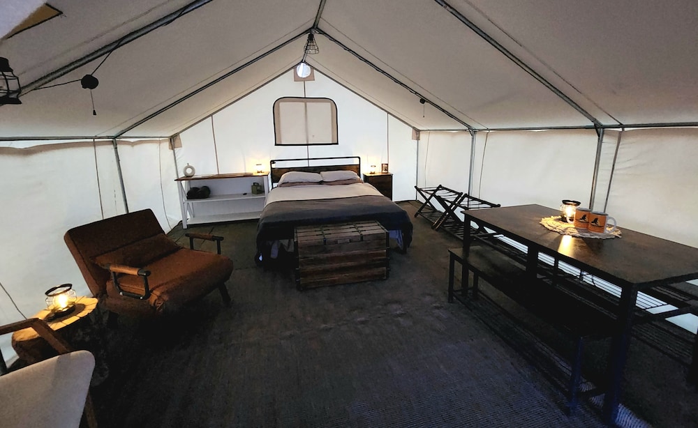 Deluxe Tent, Non Smoking, Mountain View photo 1