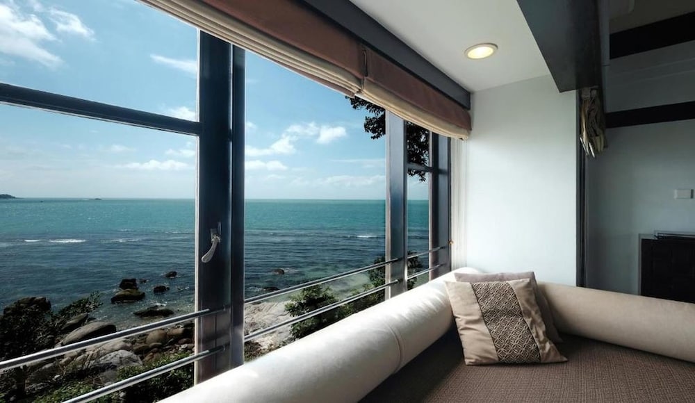 Two Bedrooms Rainforest Oceanfront Villa - Photo 6