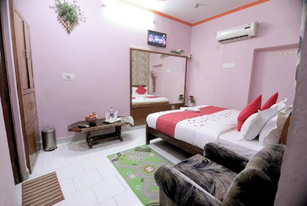Deluxe Double Room, City View