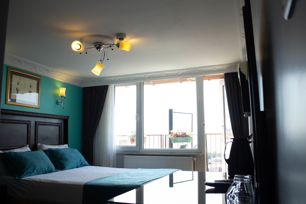 Deluxe Double Room, Balcony, Sea View photo 3