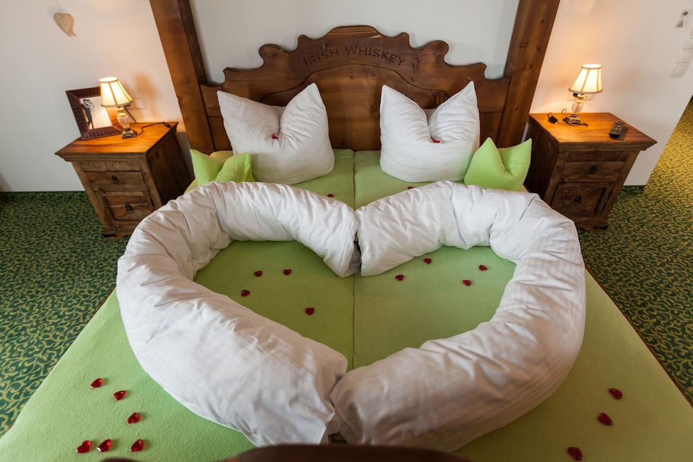Honeymoon Suite, Balcony (Irish Whiskey Suite, Kitchen) photo 1