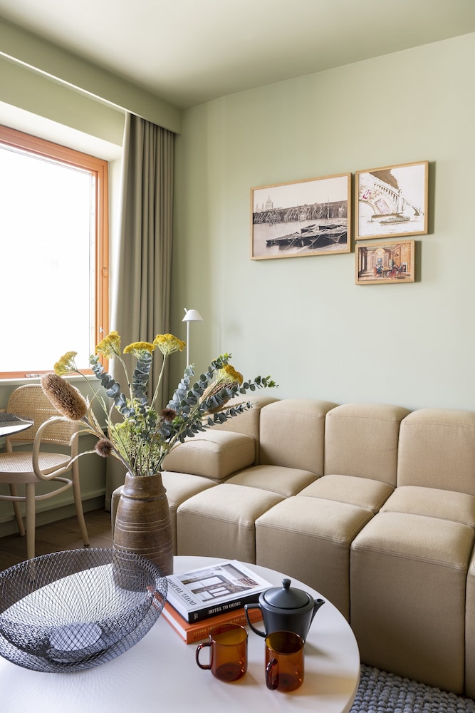 One Bedroom Open Plan Apartment