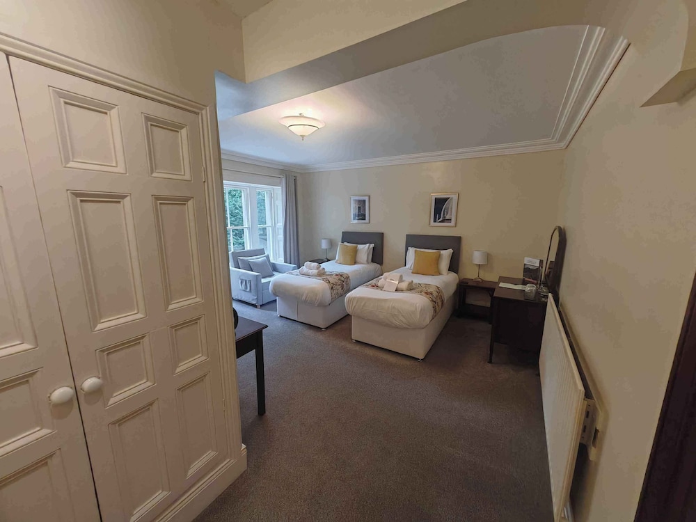 Standard Twin Room, River View photo 2