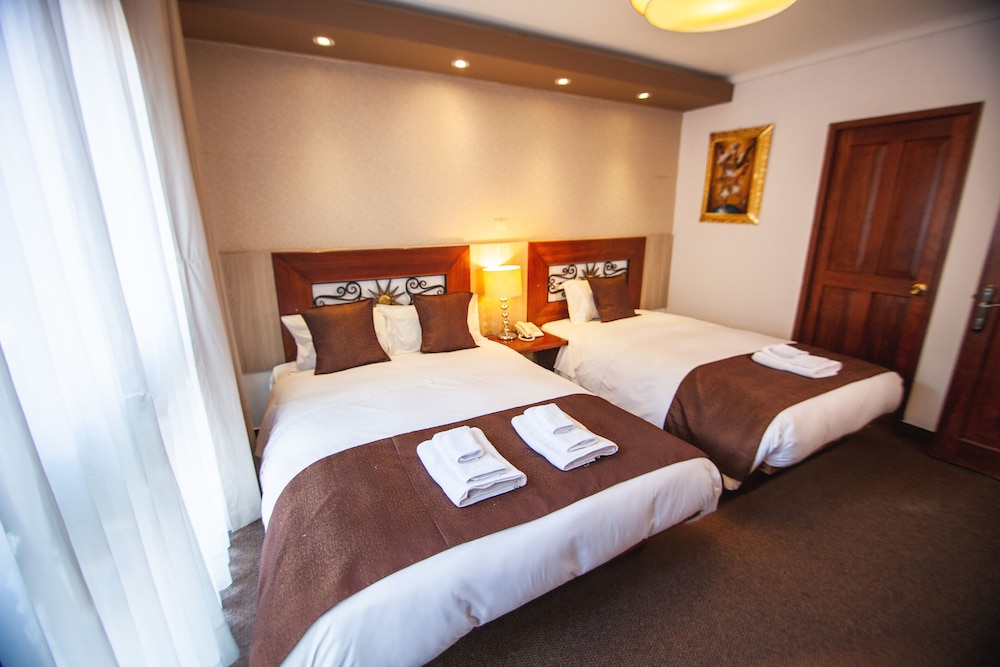 Standard Triple Room, Private Bathroom photo 1