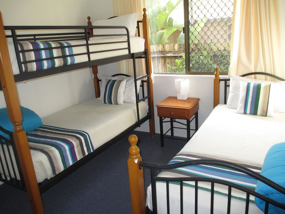 Villa, 3 Bedrooms, Ground Floor photo 3