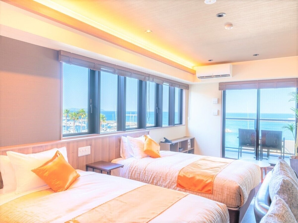 [Modern Japanese Suite] 50m²  + 10m²  Private Terrace, Shigaraki-yaki Open-air Bath - Photo 2