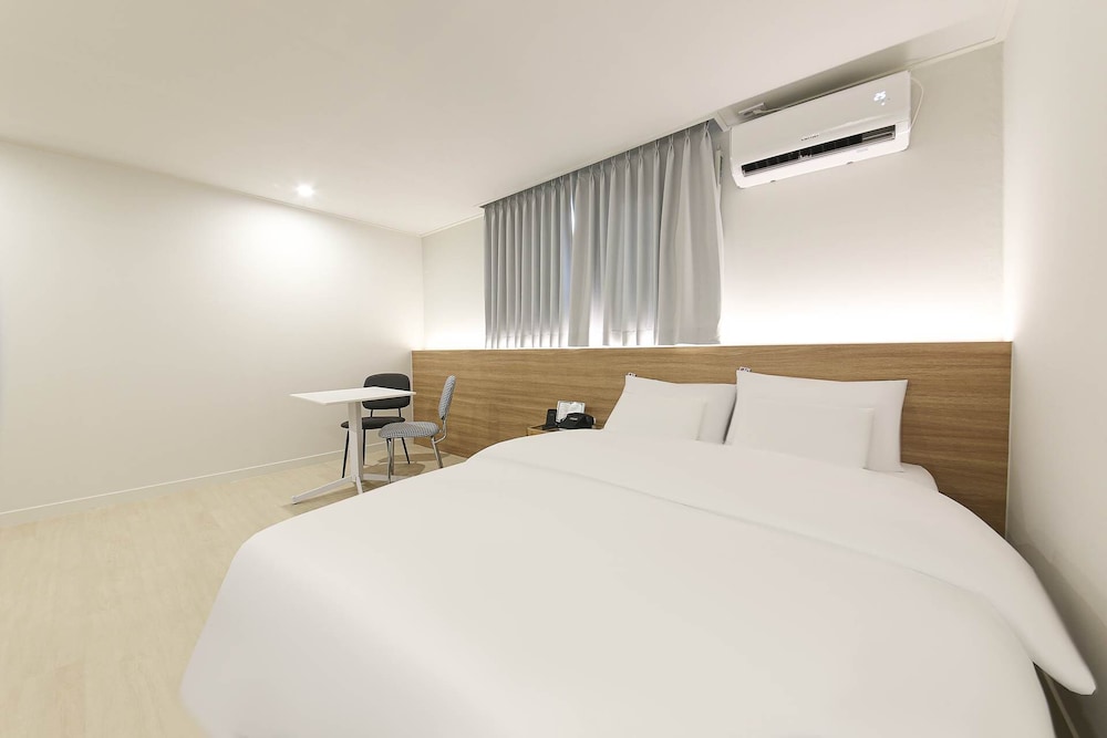 Standard Terrace Room