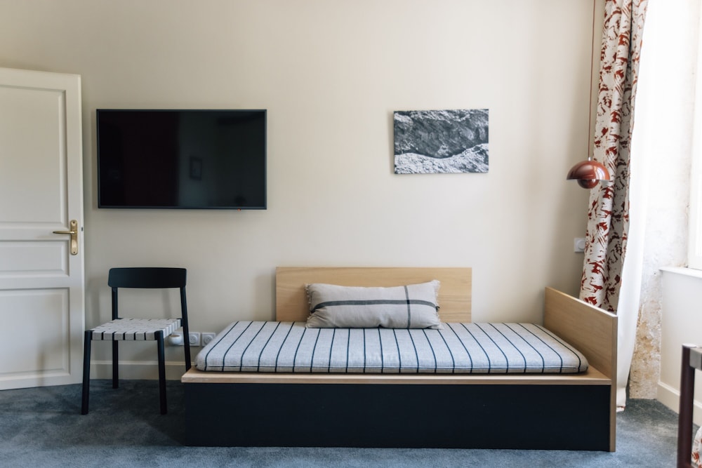 Comfort Room - Photo 6