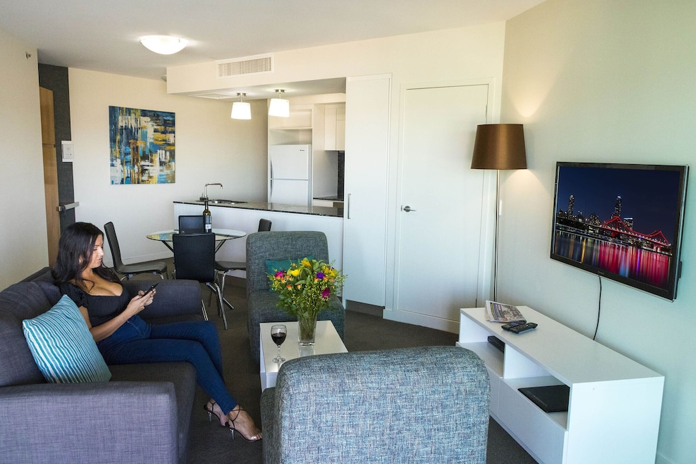 2 Bedroom Apartments - Healthy Sleep Package - Photo 10