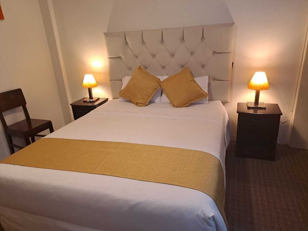 Standard Double or Twin Room photo 1