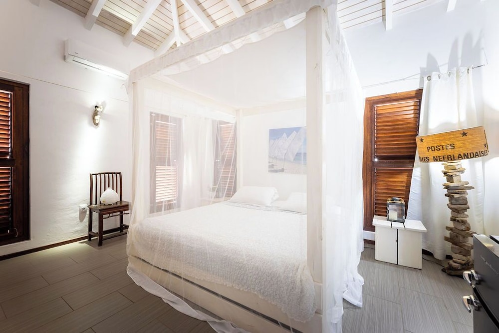Deluxe Villa, 6 Bedrooms, Air conditioning, Garden View photo 2