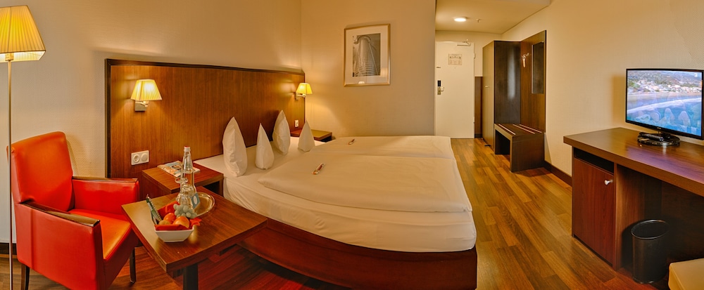 King Plus Room photo 3