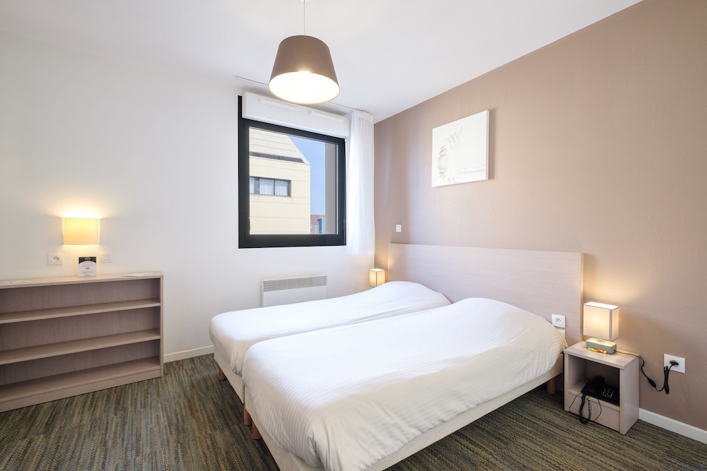 Comfort Studio, 2 Twin Beds - Photo 4