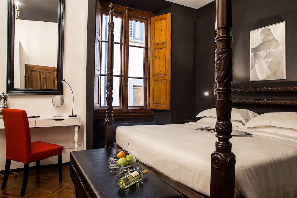 Superior Room, Bathtub photo 3