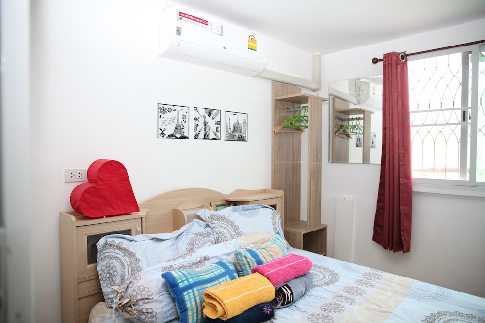Double Room, Ensuite, City View photo 1