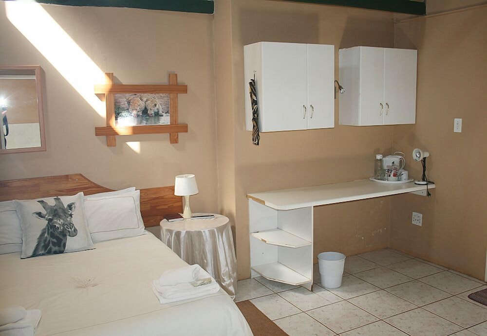 Standard Double or Twin Room (5) photo 3
