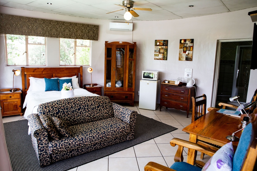 Luxury Double Room (Upstairs) photo 1