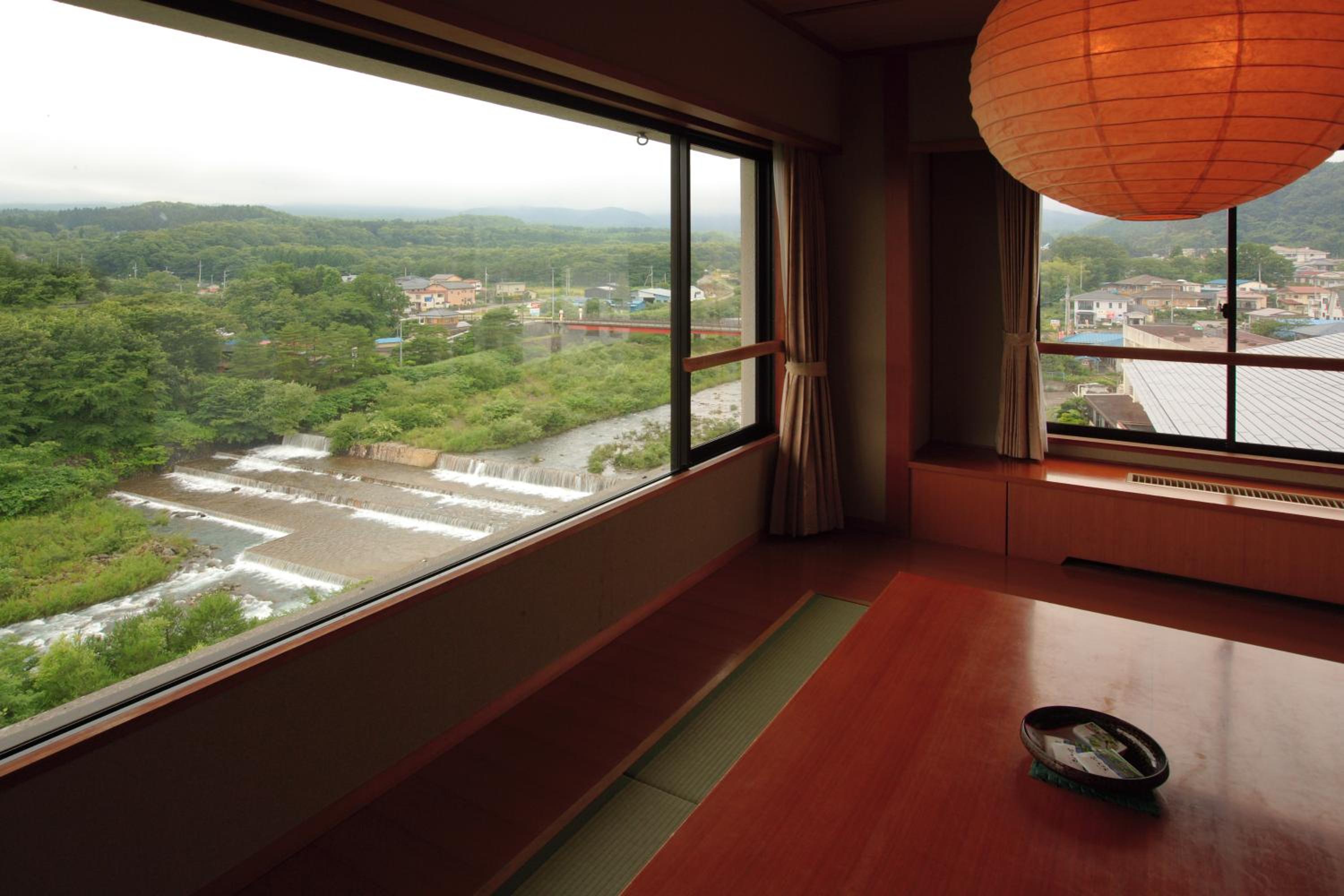 Deluxe Japanese-Style Room photo 3
