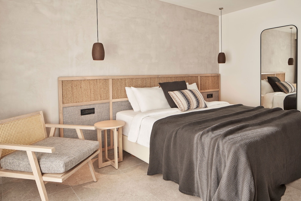 Double Room, Partial Sea View
