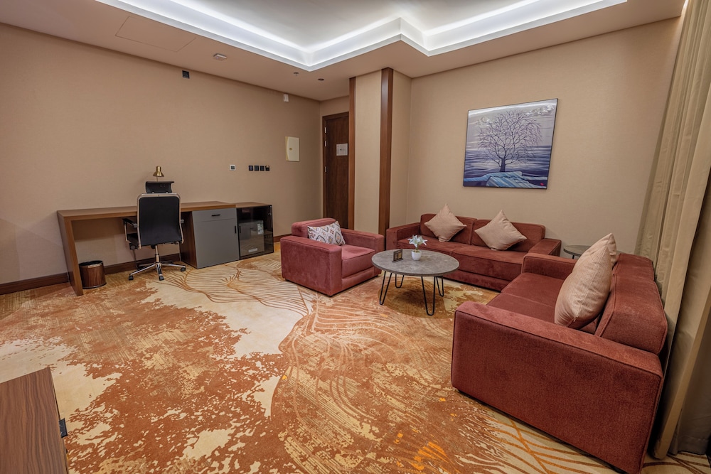Executive Suite, City View photo 2