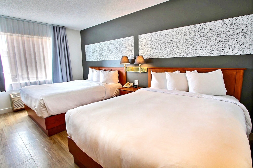 Classic Room, 2 Queen Beds