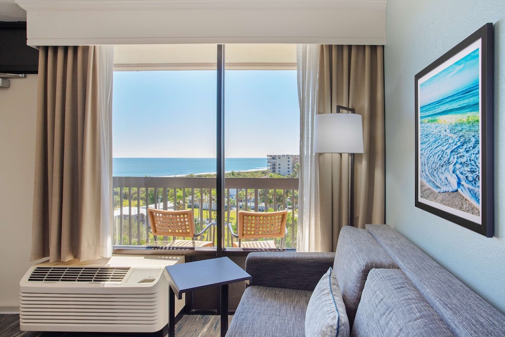Room, 1 King Bed with Sofa bed, Ocean View (Floors 5-8)