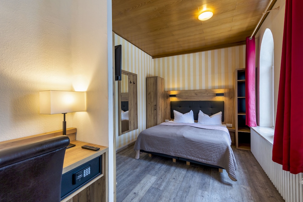 Economy Room photo 1