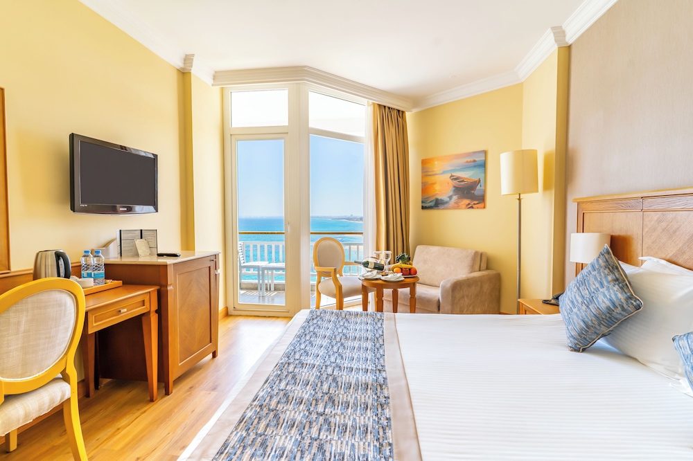 Deluxe Double Room, Sea View photo 2