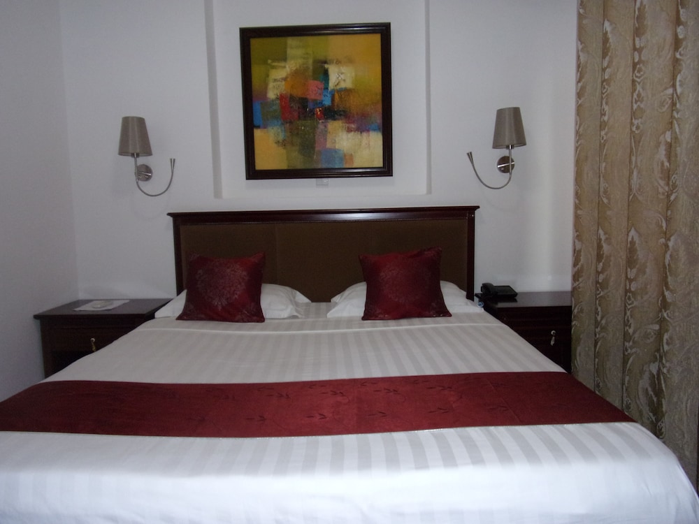 Executive Suite photo 3