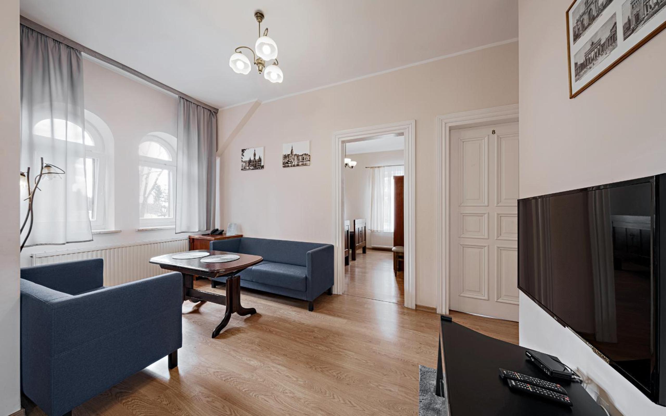 Three-Bedroom Suite photo 1