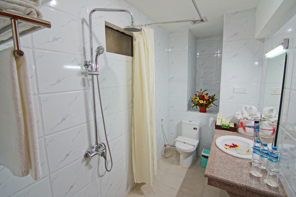 Standard Room, City View photo 3